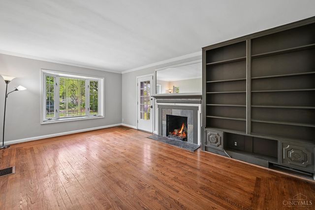 5094 E Eastwood Circle, Cincinnati, OH 45227