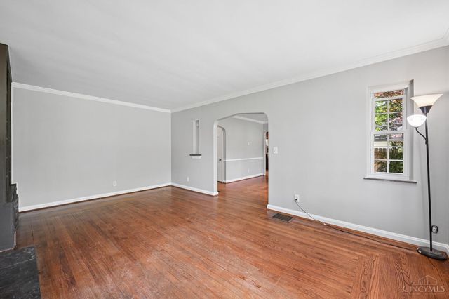 5094 E Eastwood Circle, Cincinnati, OH 45227