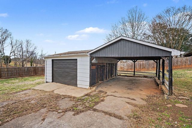 12 Beech Street, Spartanburg, SC 29303