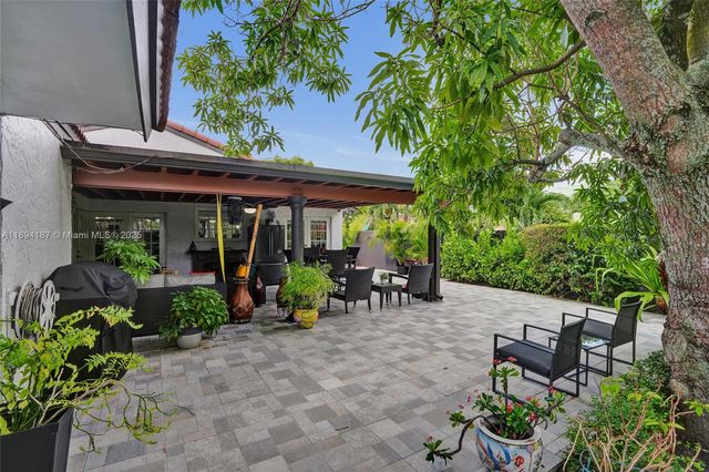 3401 SW 114th Ct, Miami, FL 33165