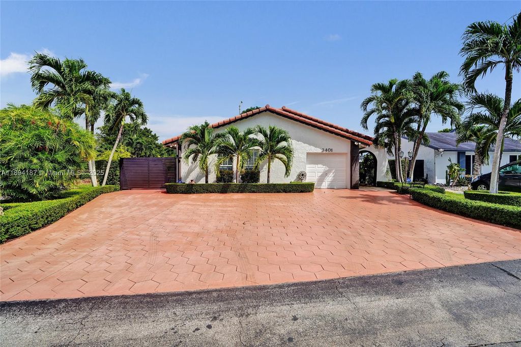 3401 SW 114th Ct, Miami, FL 33165