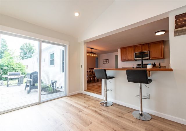 67 Cherry Hill Drive, Seekonk, MA 02771