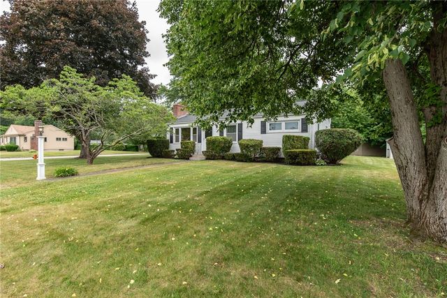 67 Cherry Hill Drive, Seekonk, MA 02771