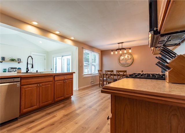 67 Cherry Hill Drive, Seekonk, MA 02771