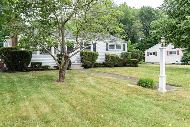 67 Cherry Hill Drive, Seekonk, MA 02771
