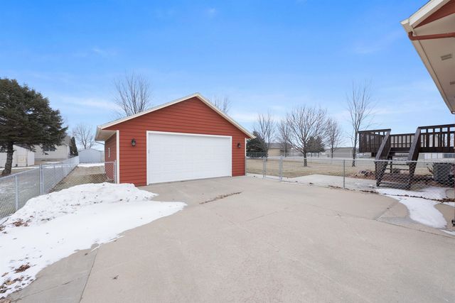 510 S Mary Dr Drive, Tea, SD 57064