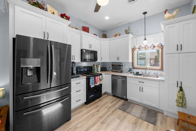 510 S Mary Dr Drive, Tea, SD 57064