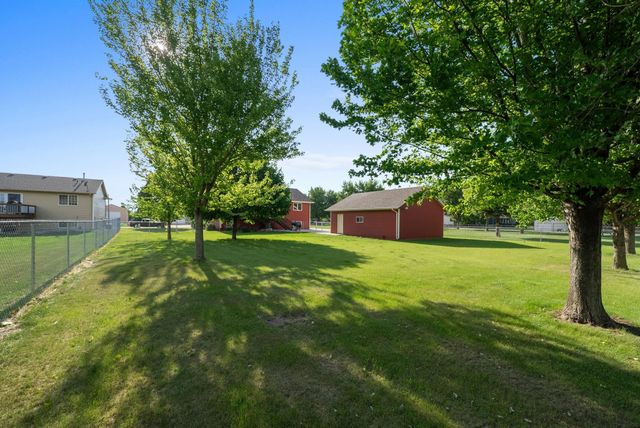 510 S Mary Dr Drive, Tea, SD 57064