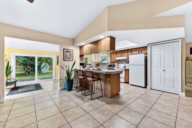 1396 Hegira Street NW, Palm Bay, FL 32907