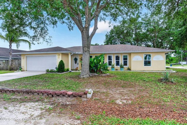 1396 Hegira Street NW, Palm Bay, FL 32907