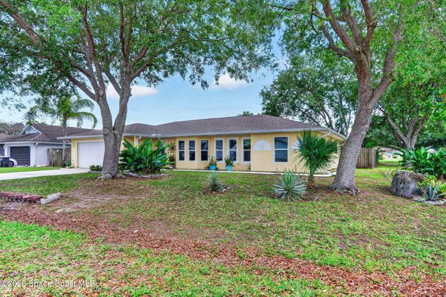 1396 Hegira Street NW, Palm Bay, FL 32907