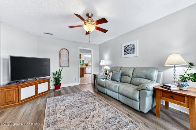 1396 Hegira Street NW, Palm Bay, FL 32907