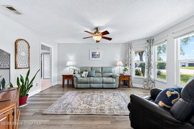 1396 Hegira Street NW, Palm Bay, FL 32907