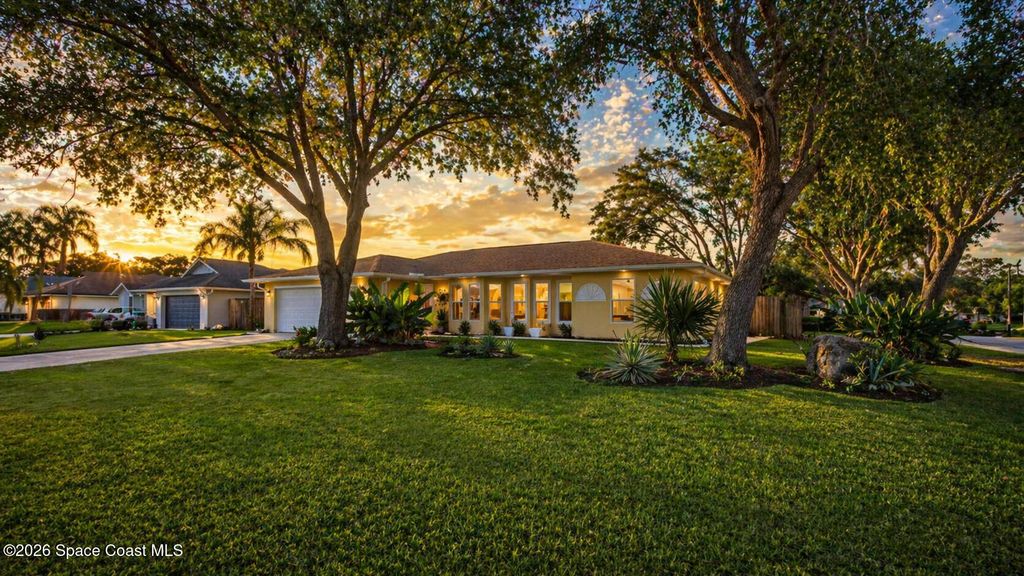 1396 Hegira Street NW, Palm Bay, FL 32907