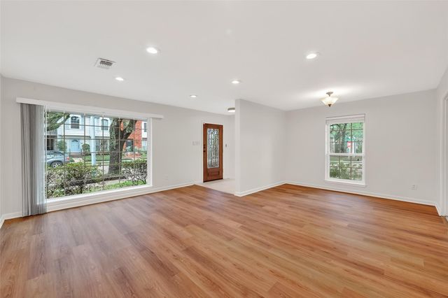 500 N Post Oak Lane, Houston, TX 77024