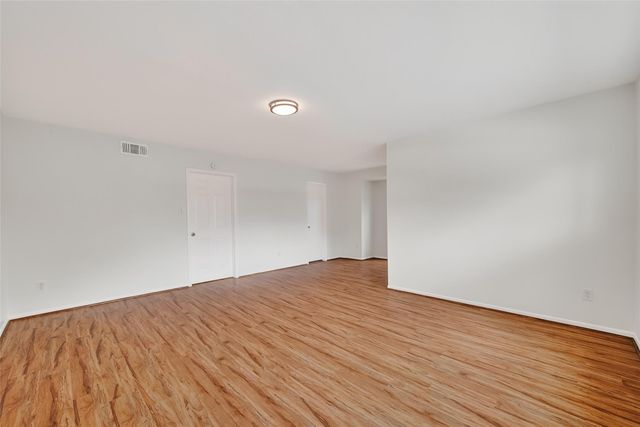 500 N Post Oak Lane, Houston, TX 77024