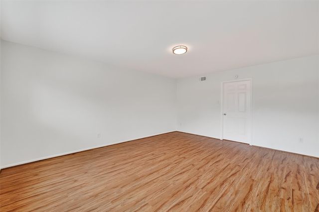 500 N Post Oak Lane, Houston, TX 77024