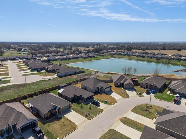 4009 Bravo Ranch Road, Waco, TX 76705