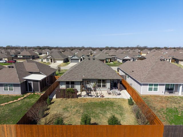 4009 Bravo Ranch Road, Waco, TX 76705