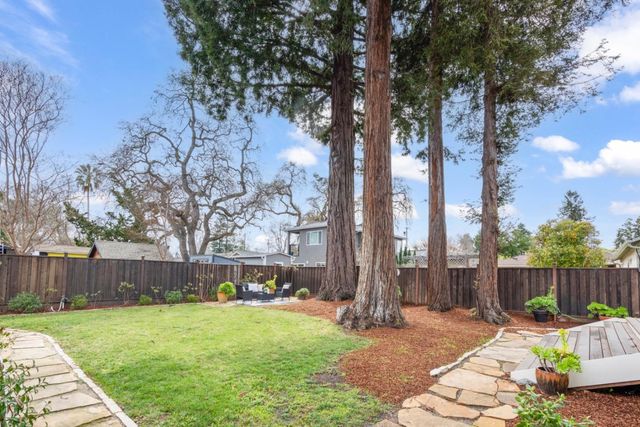 911 Vera Avenue, Redwood City, CA 94061