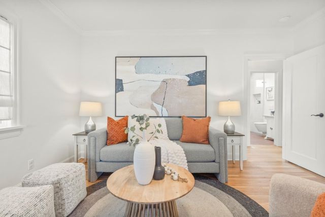 911 Vera Avenue, Redwood City, CA 94061