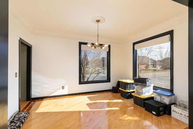 903 E Gaslight Drive, Springfield, MO 65810