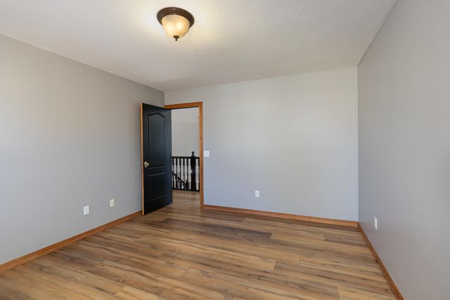 903 E Gaslight Drive, Springfield, MO 65810