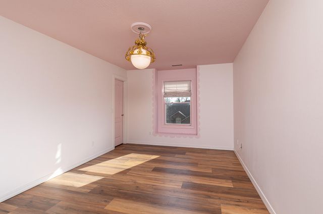 903 E Gaslight Drive, Springfield, MO 65810