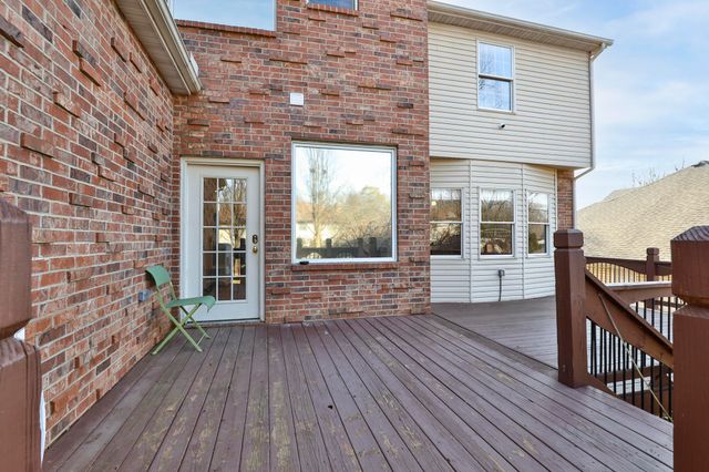 903 E Gaslight Drive, Springfield, MO 65810