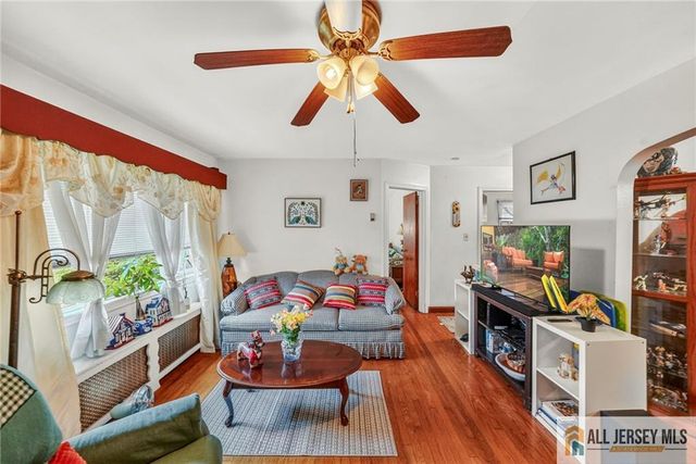 42 Plainfield Avenue, Edison, NJ 08817