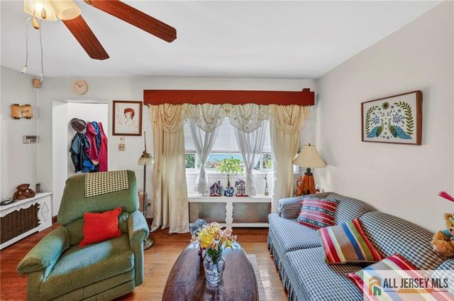 42 Plainfield Avenue, Edison, NJ 08817