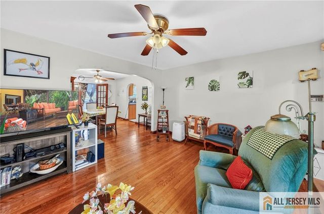 42 Plainfield Avenue, Edison, NJ 08817