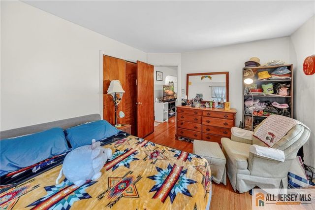 42 Plainfield Avenue, Edison, NJ 08817