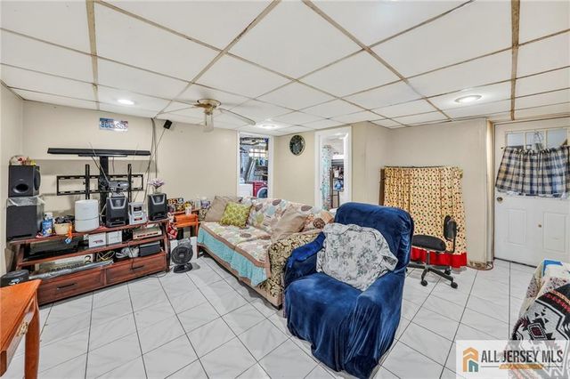 42 Plainfield Avenue, Edison, NJ 08817