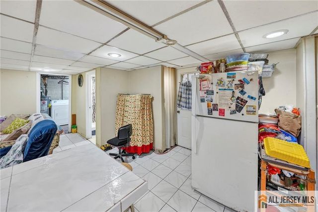 42 Plainfield Avenue, Edison, NJ 08817