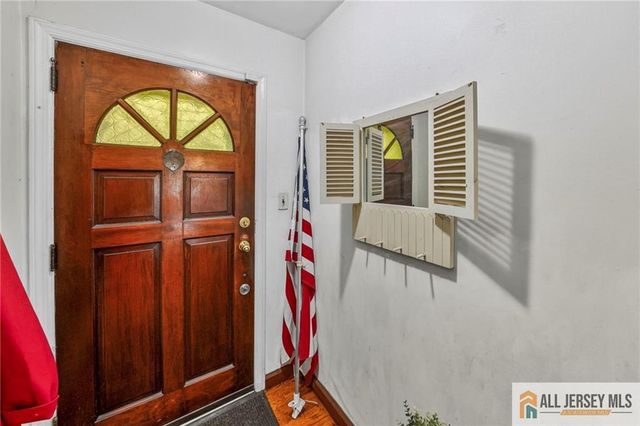 42 Plainfield Avenue, Edison, NJ 08817