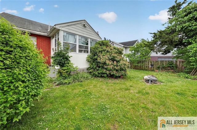 42 Plainfield Avenue, Edison, NJ 08817