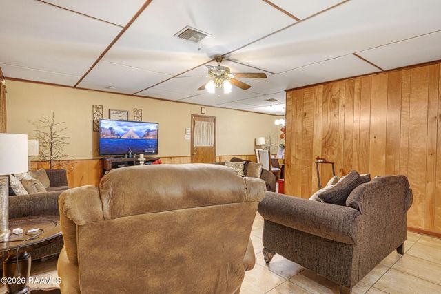 2518 W Willow Street, Scott, LA 70583
