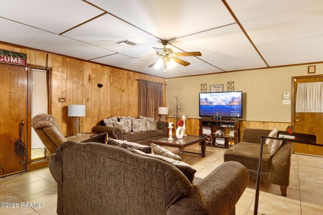2518 W Willow Street, Scott, LA 70583