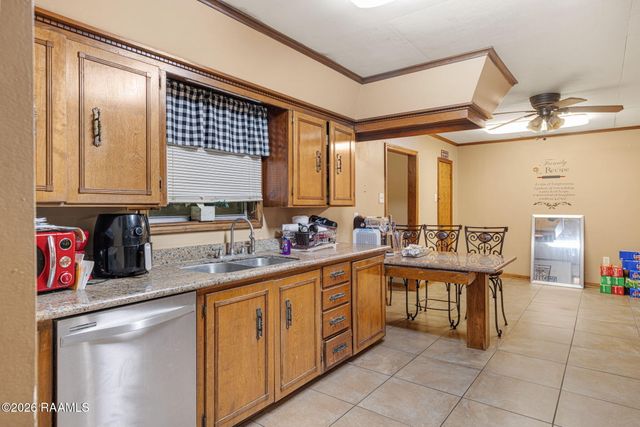 2518 W Willow Street, Scott, LA 70583