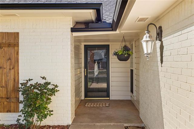 2204 Summer Way Lane, Edmond, OK 73013