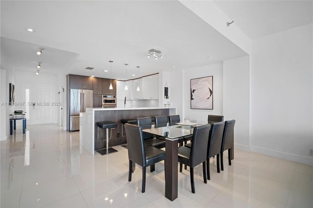 19234 Fisher Island Drive 19234, Miami Beach, FL 33109