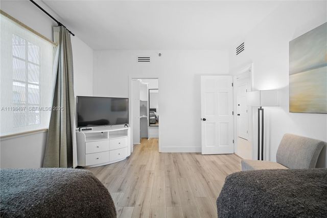 19234 Fisher Island Drive 19234, Miami Beach, FL 33109