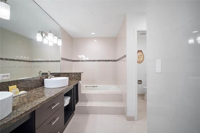 19234 Fisher Island Drive 19234, Miami Beach, FL 33109
