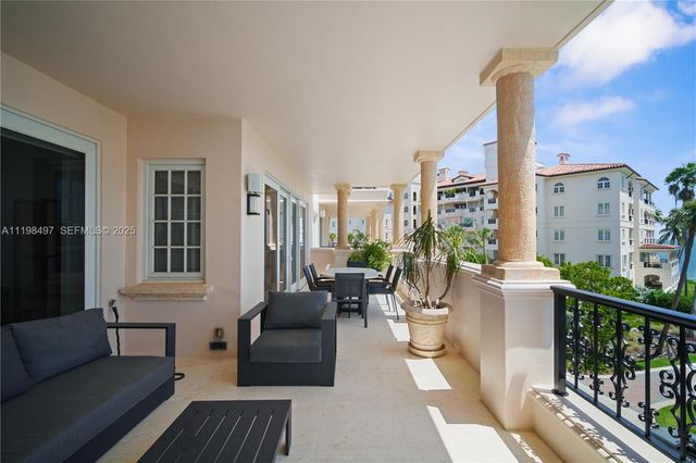 19234 Fisher Island Drive 19234, Miami Beach, FL 33109