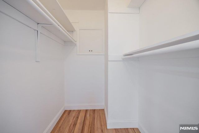 327 Webster Drive, New Milford, NJ 07646