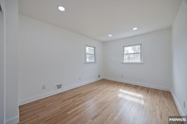 327 Webster Drive, New Milford, NJ 07646