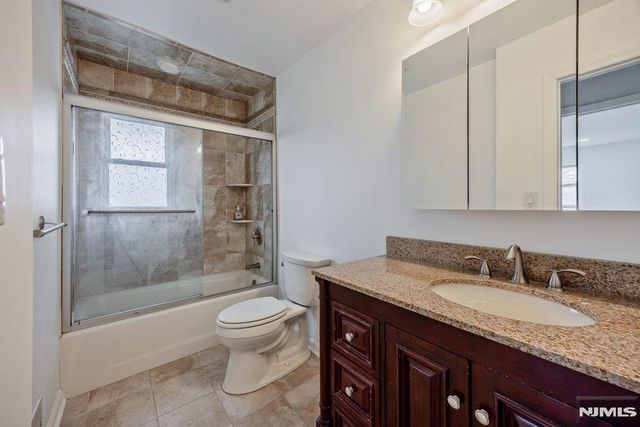 327 Webster Drive, New Milford, NJ 07646