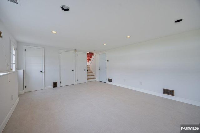 327 Webster Drive, New Milford, NJ 07646