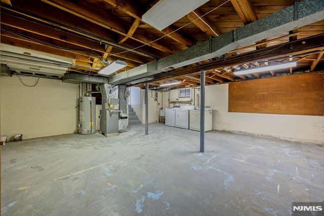 327 Webster Drive, New Milford, NJ 07646